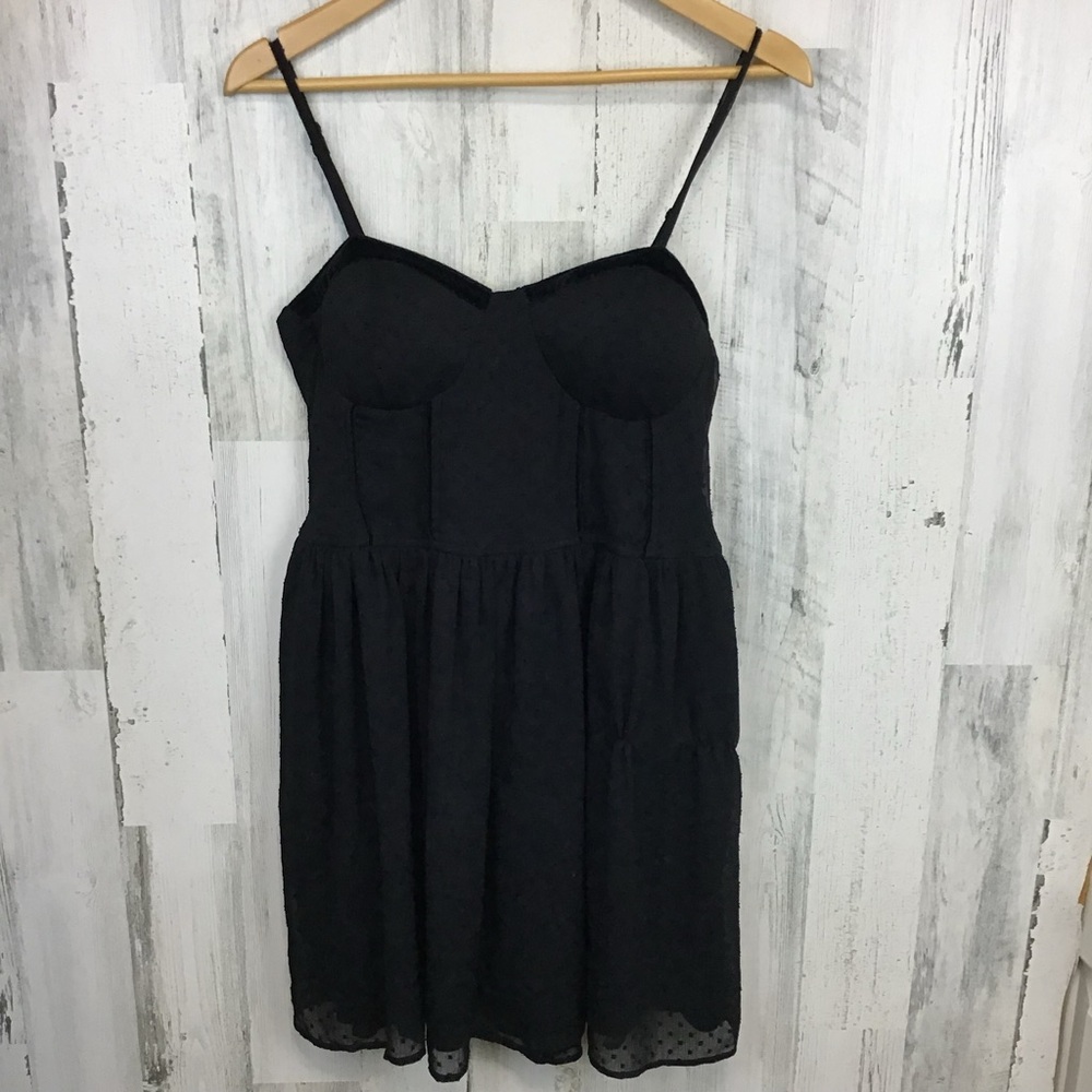 Band Of The Free Black Smocked Knee Dress Witchy Layered Sweetheart Fit Flare L